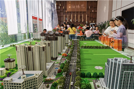 南外锦州国际3室2厅2卫76万117m2精装出售